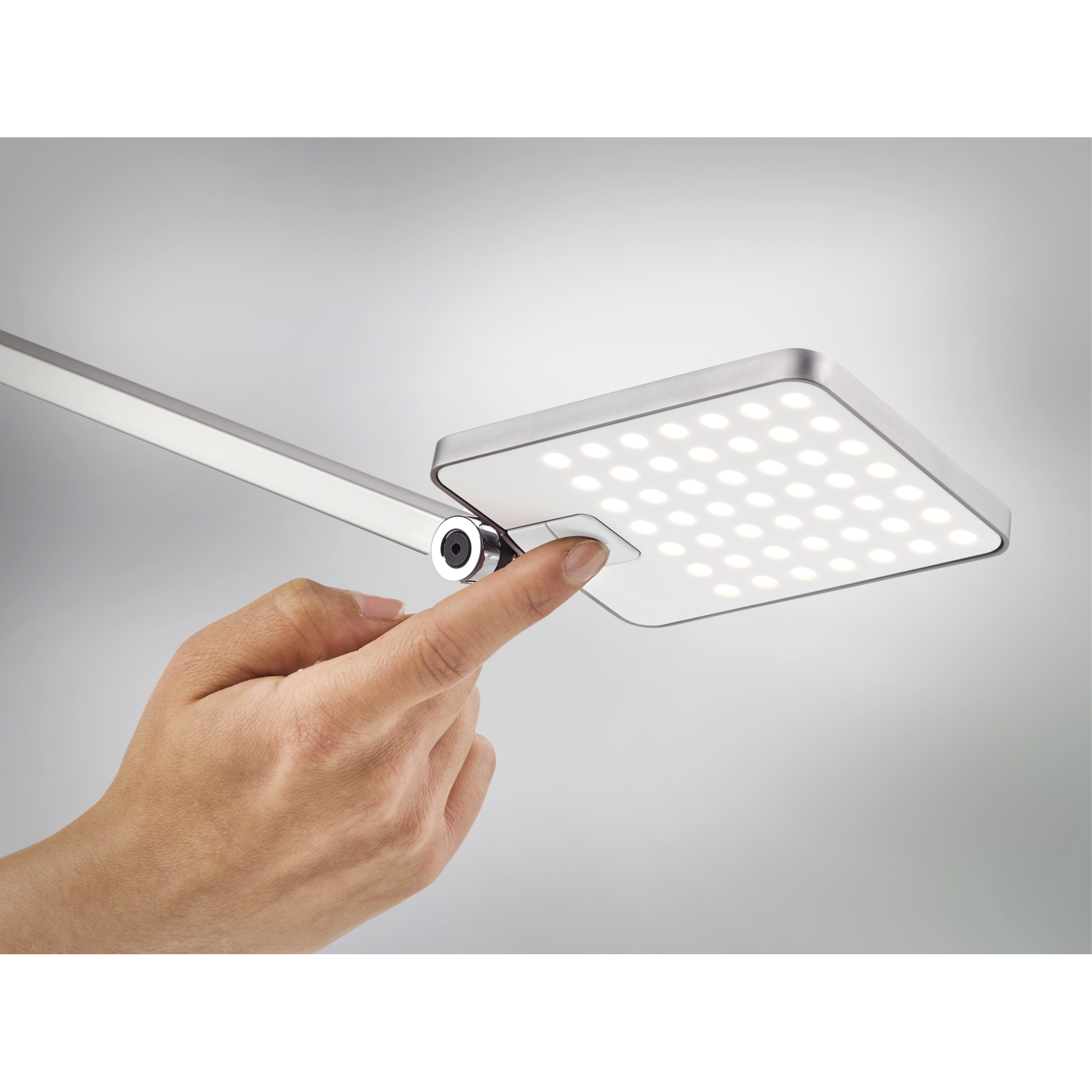 LED-Arbeitsplatzleuchte ATTENZIA task