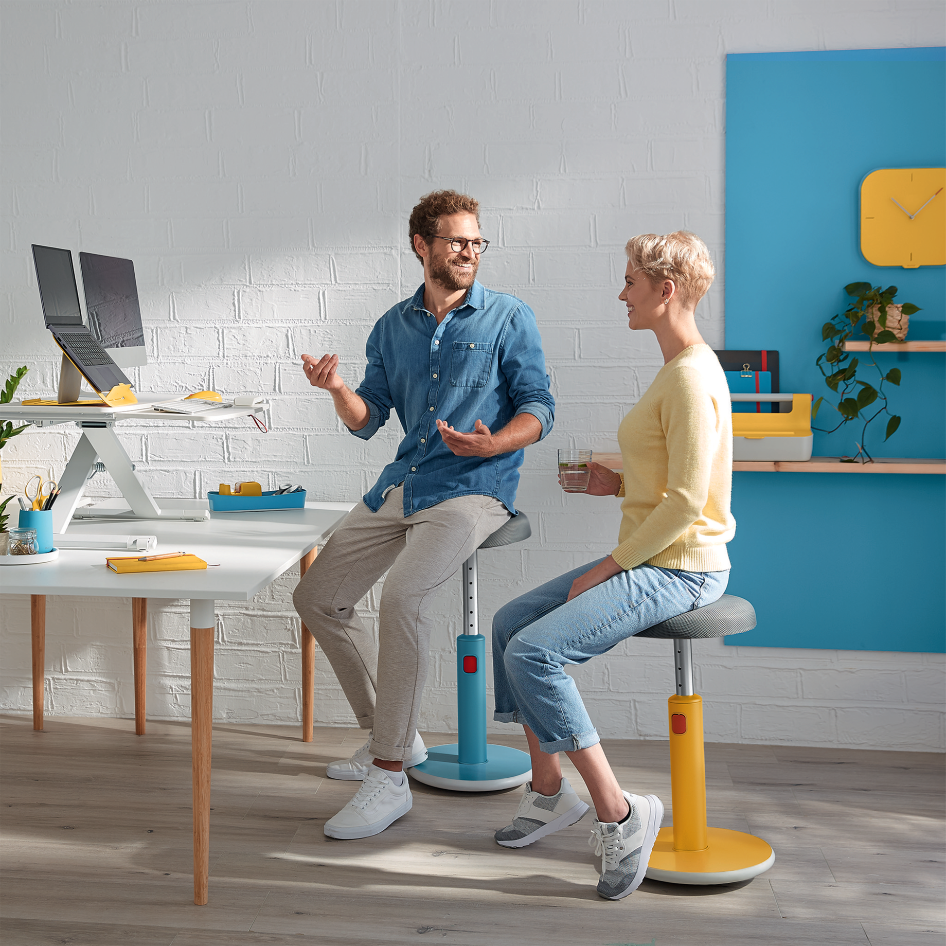 Aktiv Sitz- und Stehhocker Ergo Cosy