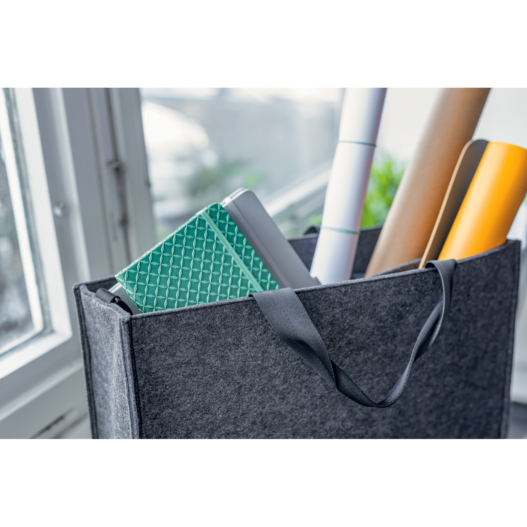 Desk Sharing Bag