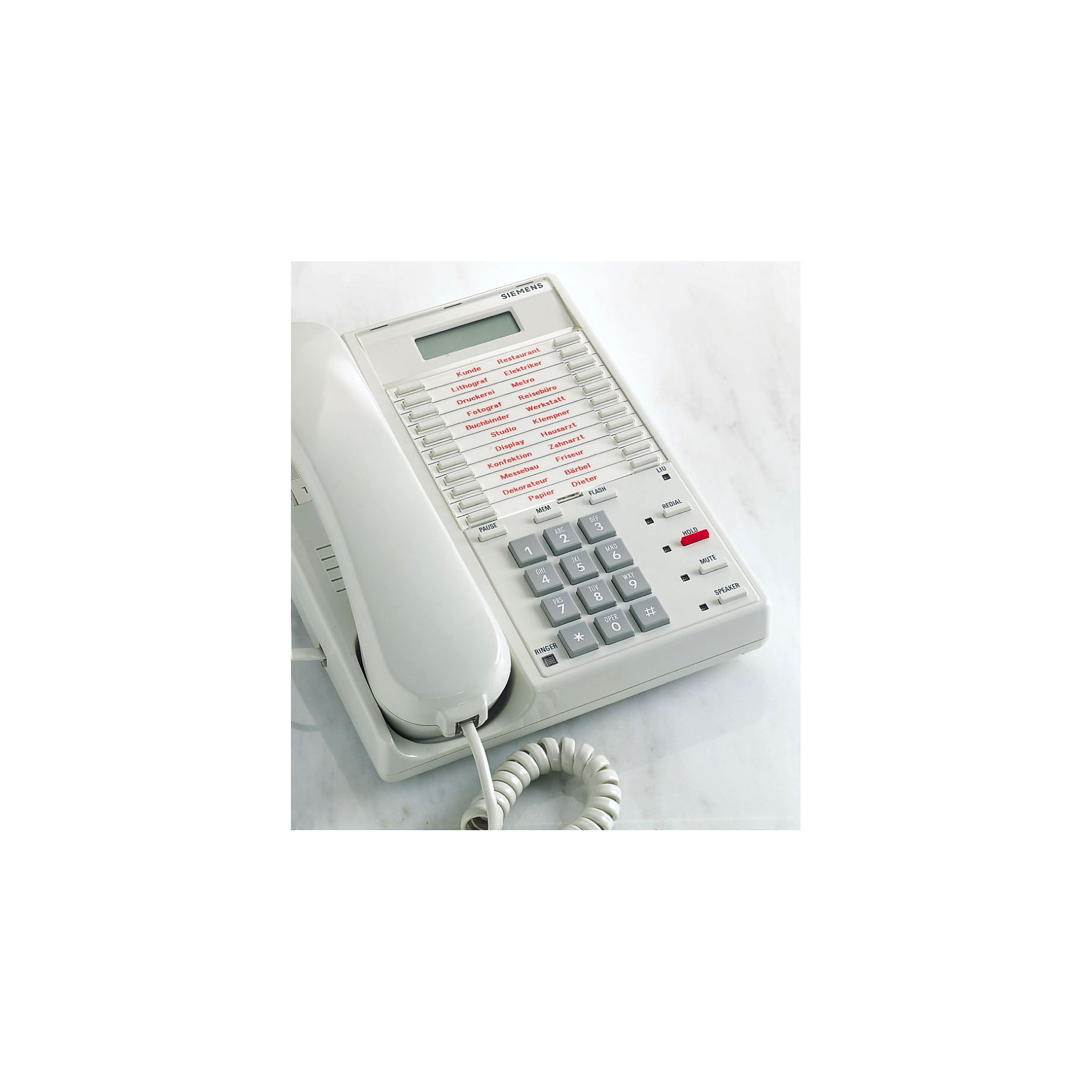 TZe-Schriftbandkassette für P-touch, laminiert TZe-Schriftbandkassette für P-touch, laminiert